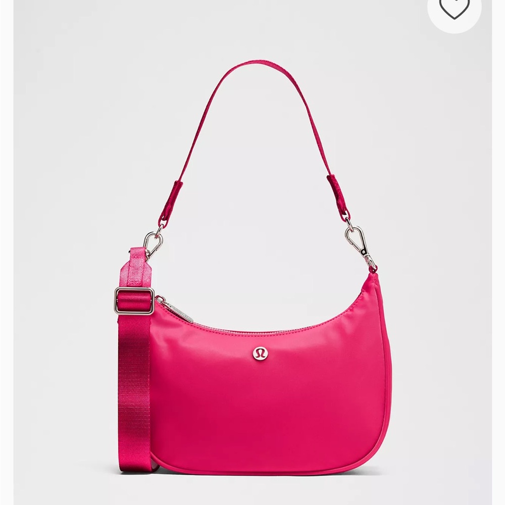 Lululemon City Essentials Shoulder Bag